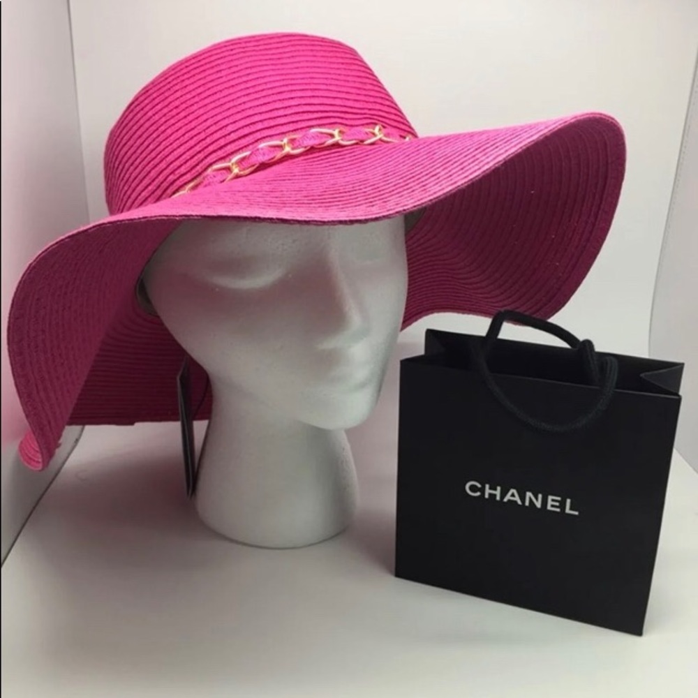 August Hats Chain Floppy Hat NWT